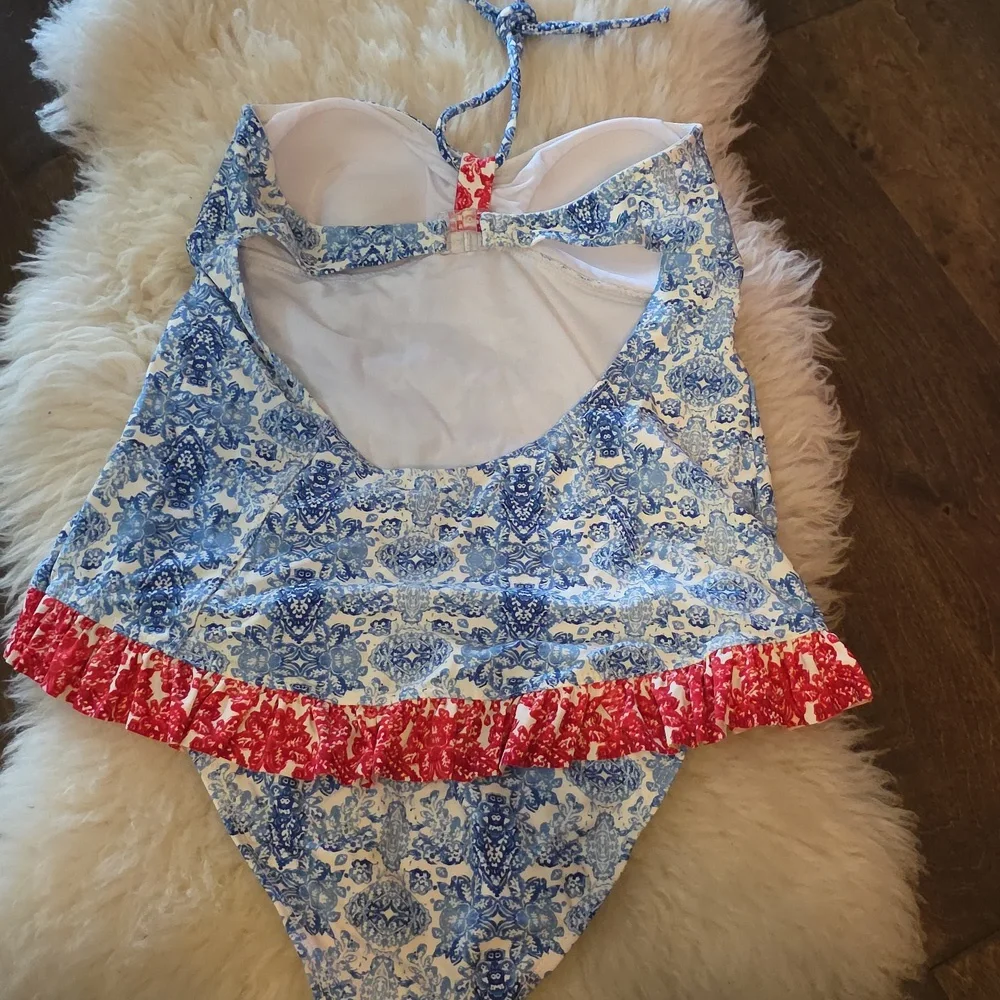 U.S. Polo Assn. Blue and White Patterned Ruffle Trim‎ Swimsuit Size Med BS26